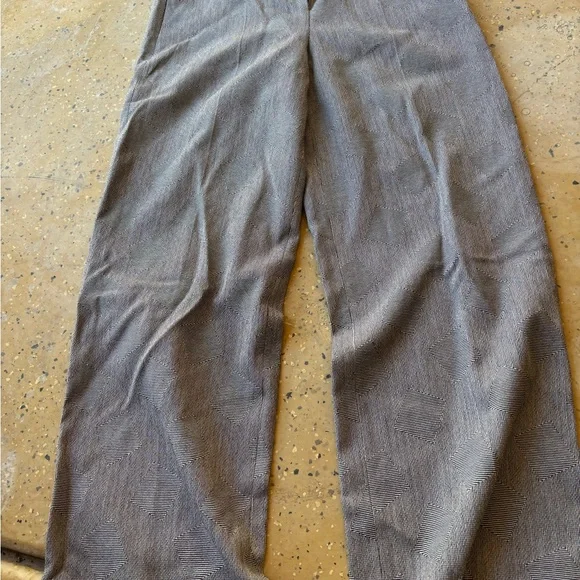 Theory Gray Patterned Pants